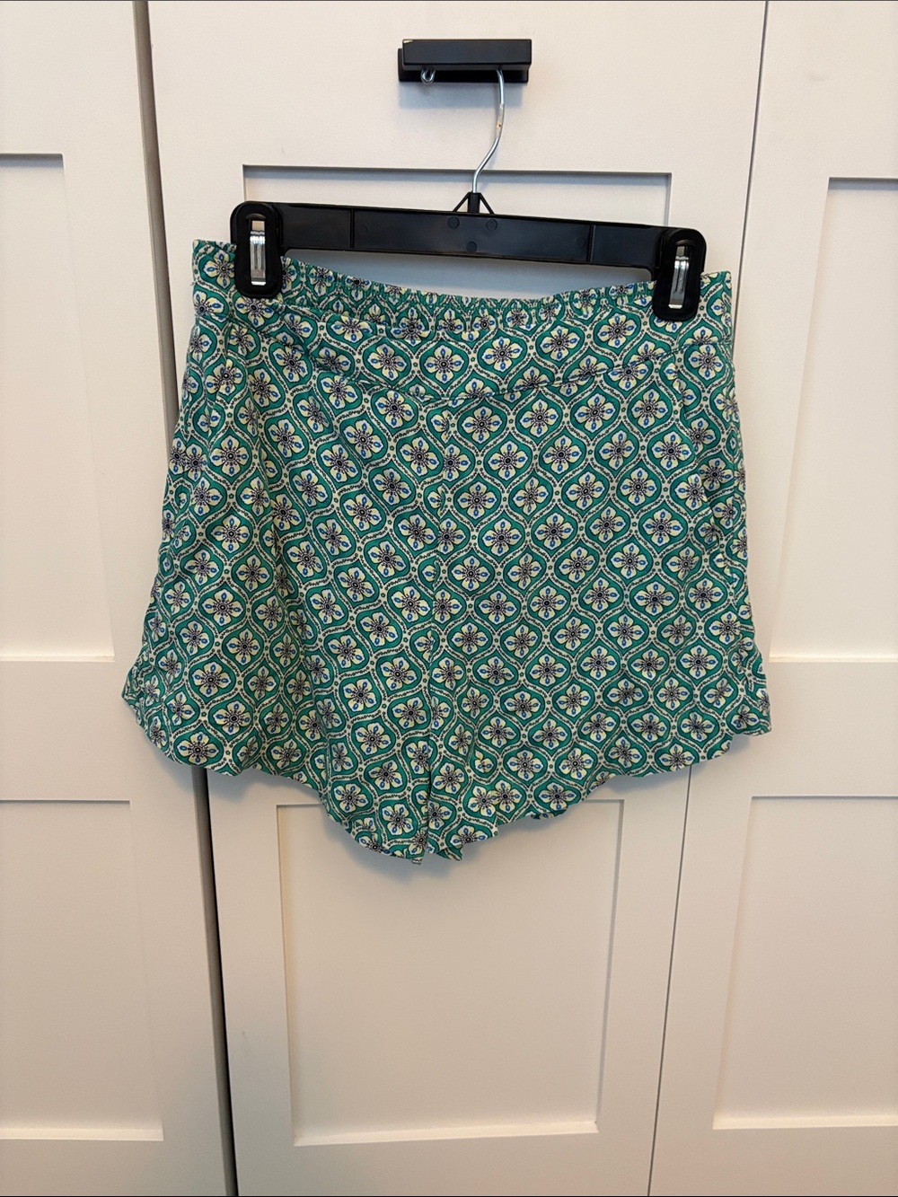 Green Tile-Print High-Waist Short